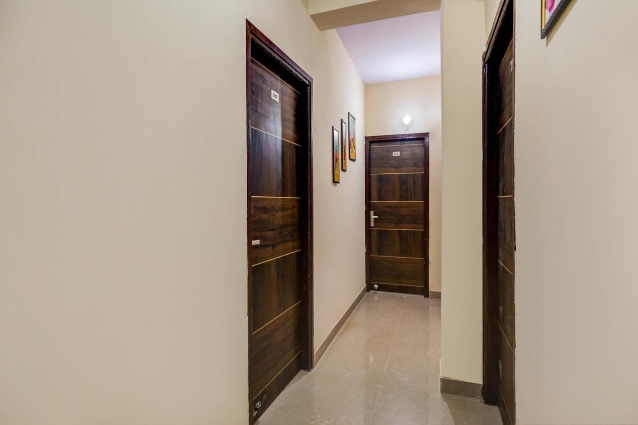 Hotel O Pubg Residency Yeni Delhi Dış mekan fotoğraf