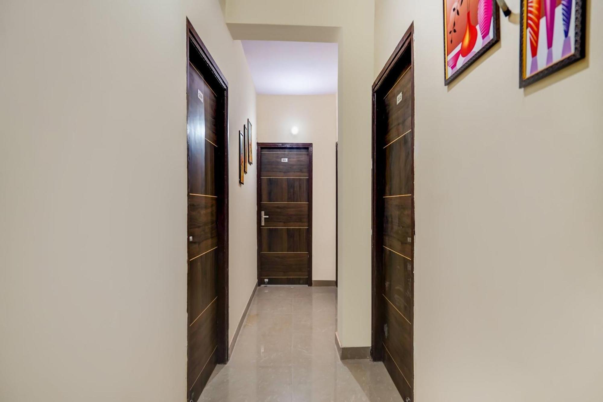Hotel O Pubg Residency Yeni Delhi Dış mekan fotoğraf